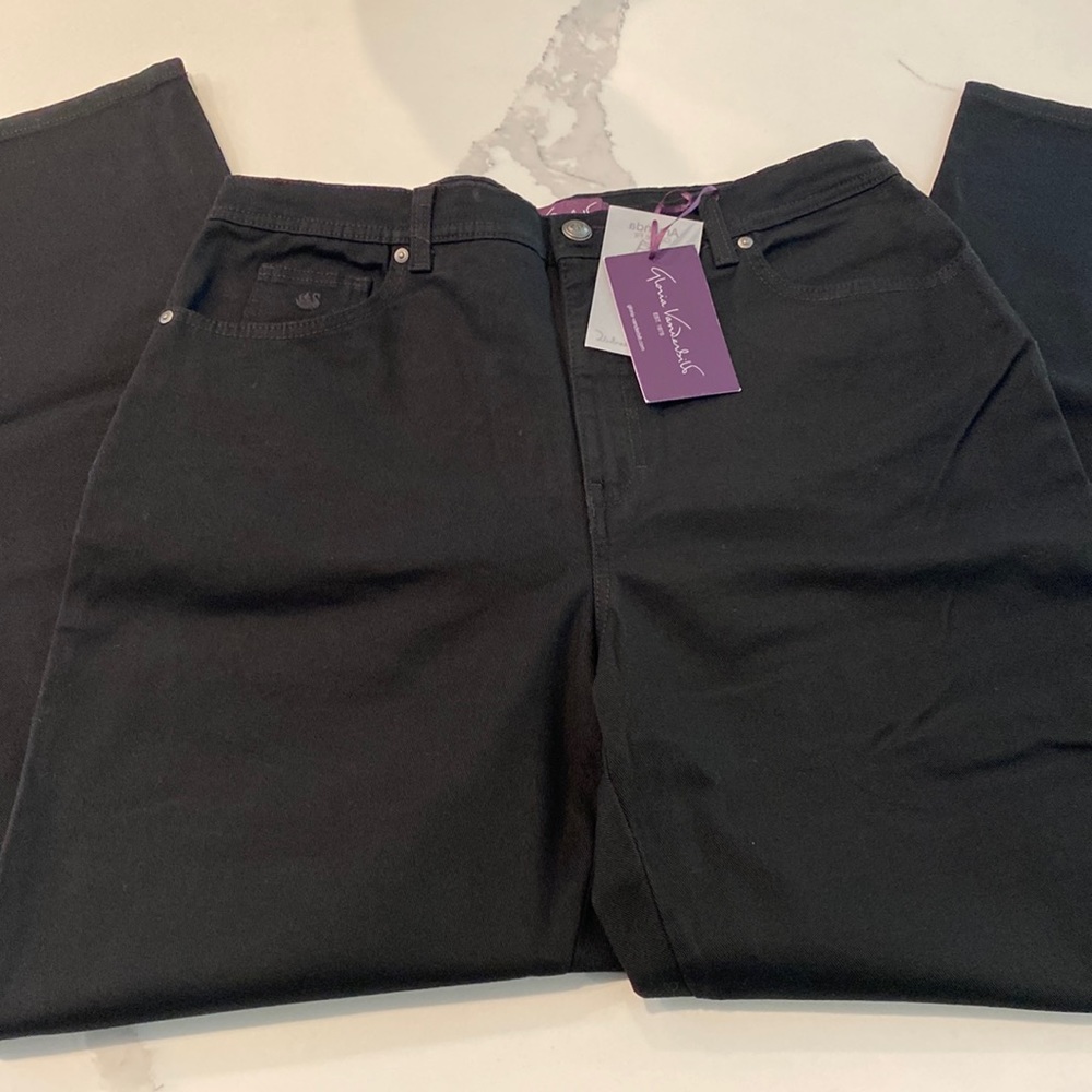 Gloria Vanderbilt jeans *NEW* black